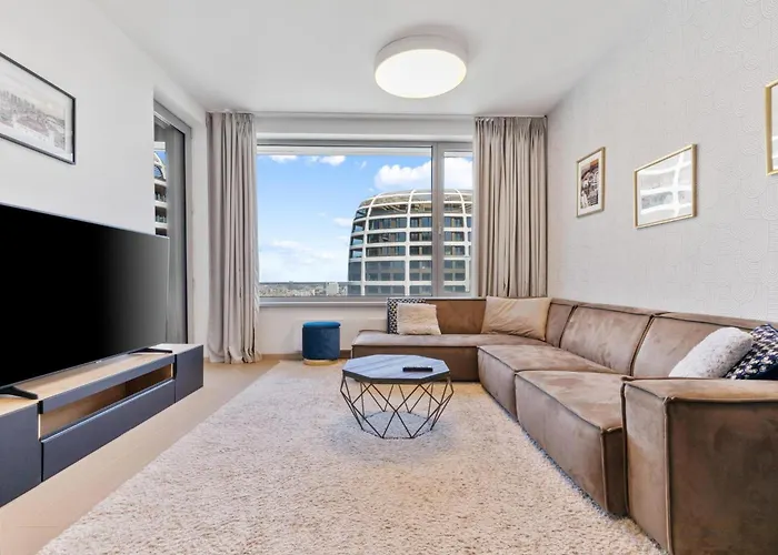 Ah Sky Park 2b - 25floor Free Parking Μπρατισλάβα