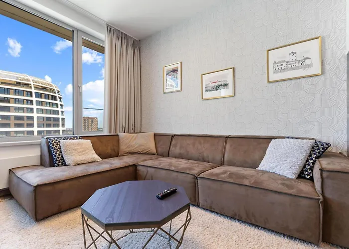 Ah Sky Park 2b - 25floor Free Parking Apartment *